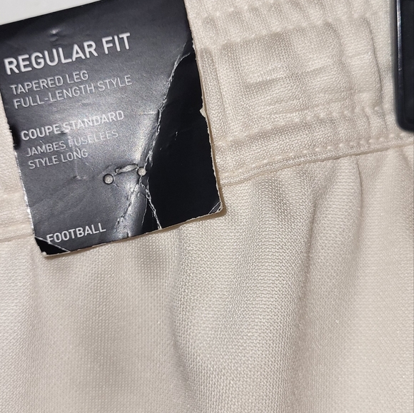 Adidas tampered leg joggers - Picture 2 of 3